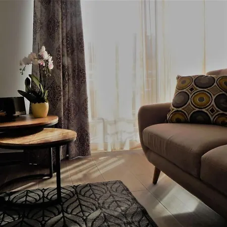 Chic Elegant With Side Views San Pawl il-Baħar